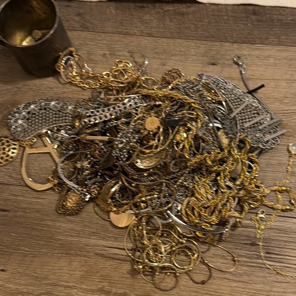 Layer Bar™ 1 LB Necklace Chains Discovery Lot Mixed Gold Silver Reseller - Picture 7 of 10